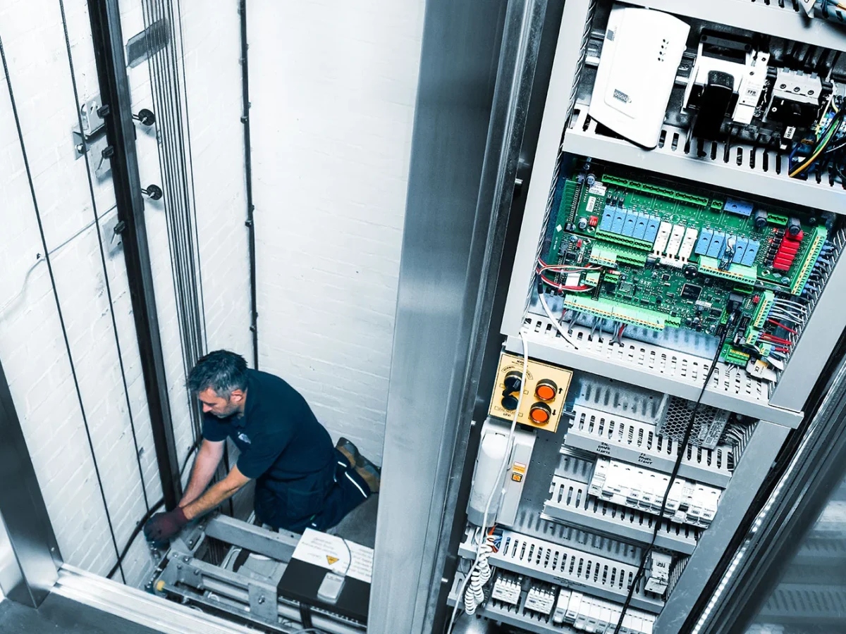 csm_Lodige-com_Modernisation-Lifts_hero-image_2_6e04072a85